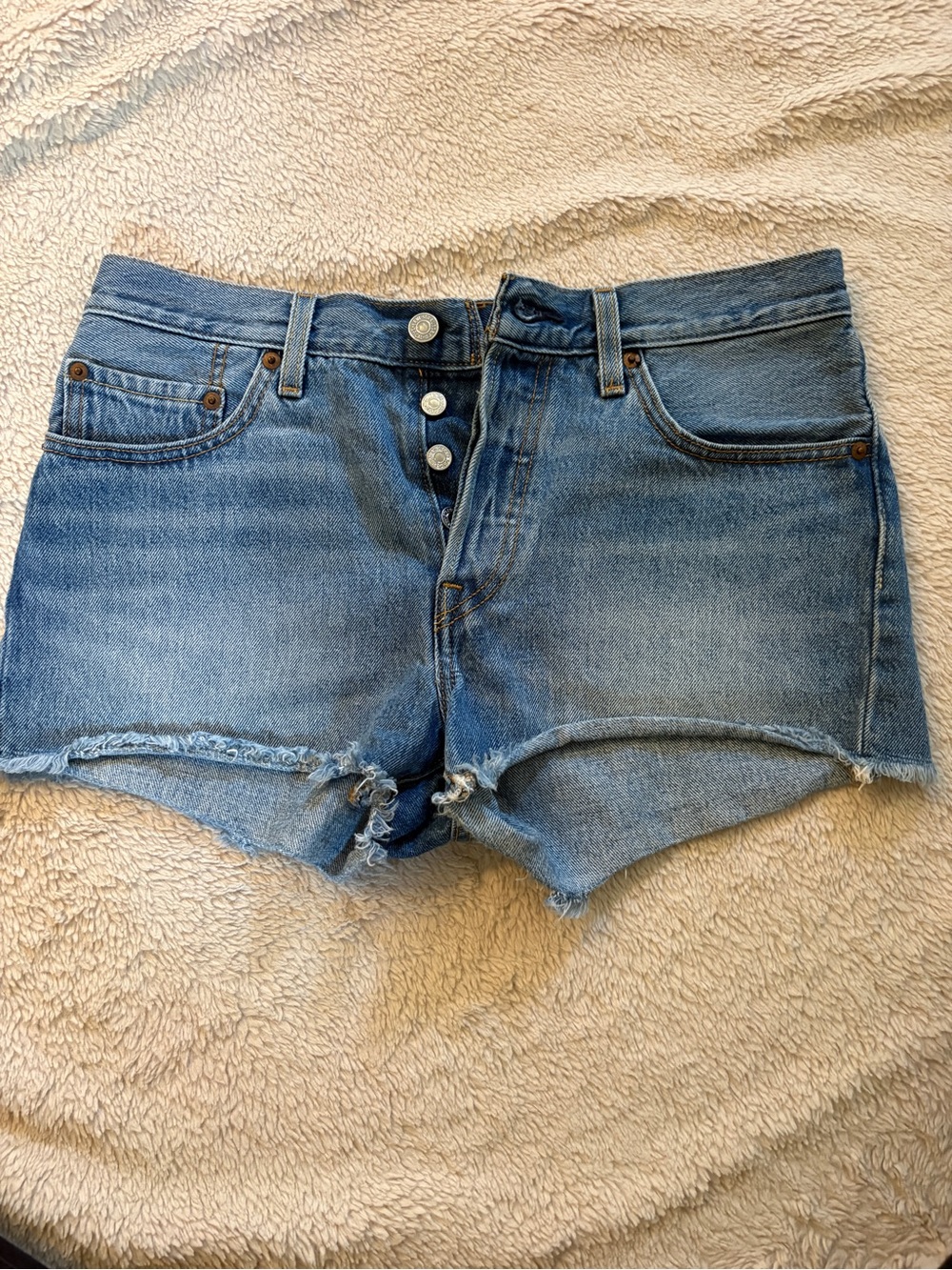 Levi's Medium Blue Frayed Denim Button-Fly Shorts size 28